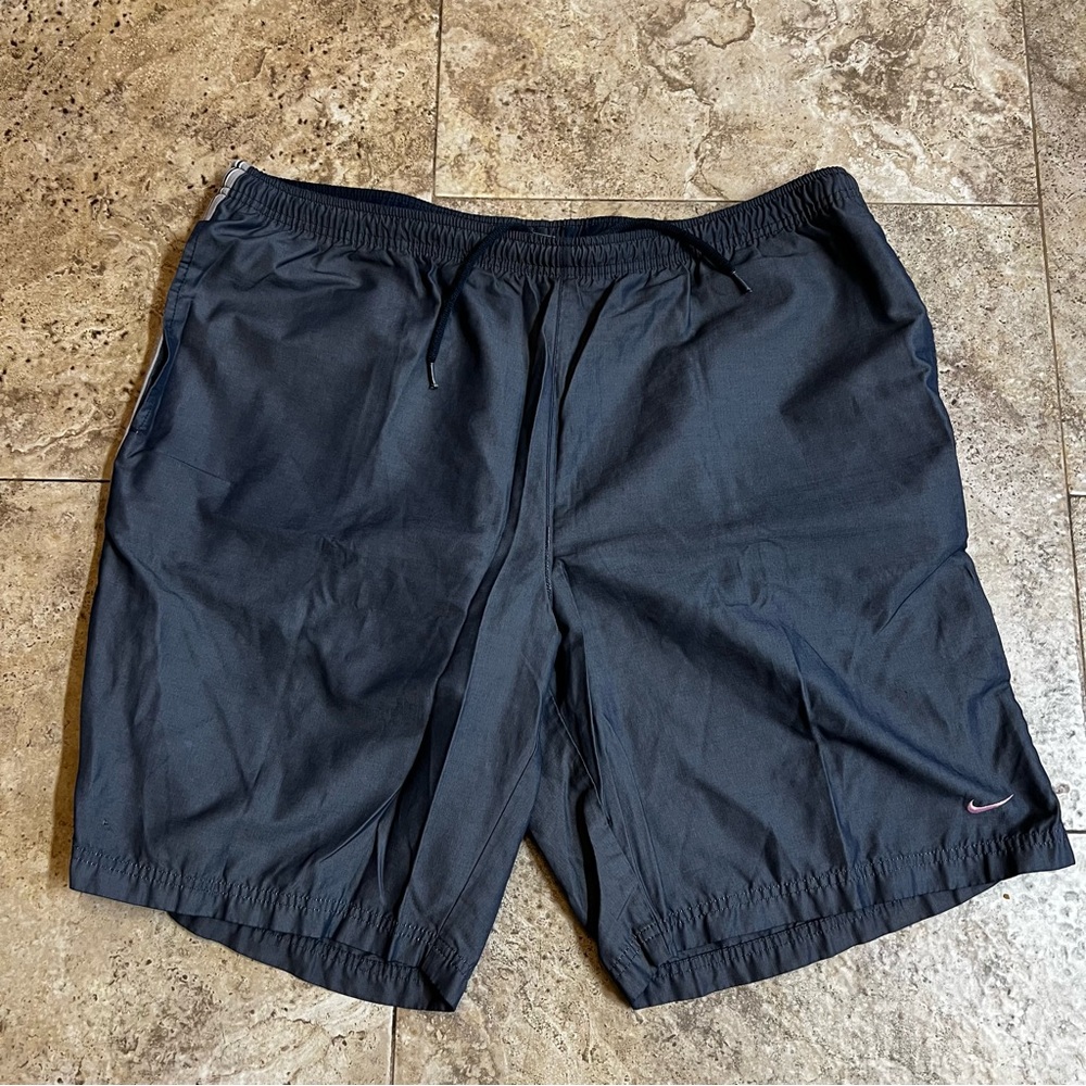 VTG Mens Nike ShortsXXL  Gray Pink Swoosh Y2K Baggy 2XL